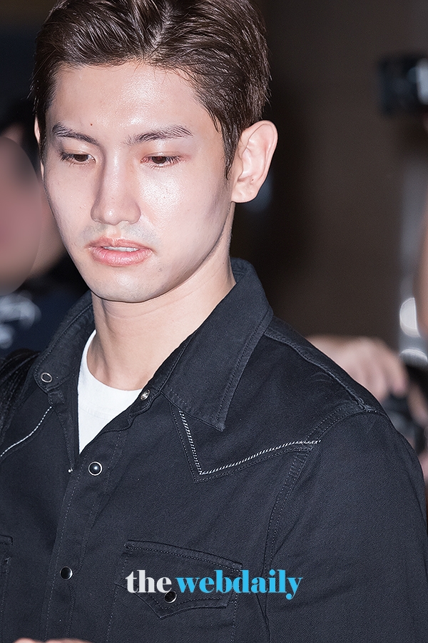 동방신기(TVXQ) 최강창민, 김포국제공항 출국 현장(사진:최수영기자)