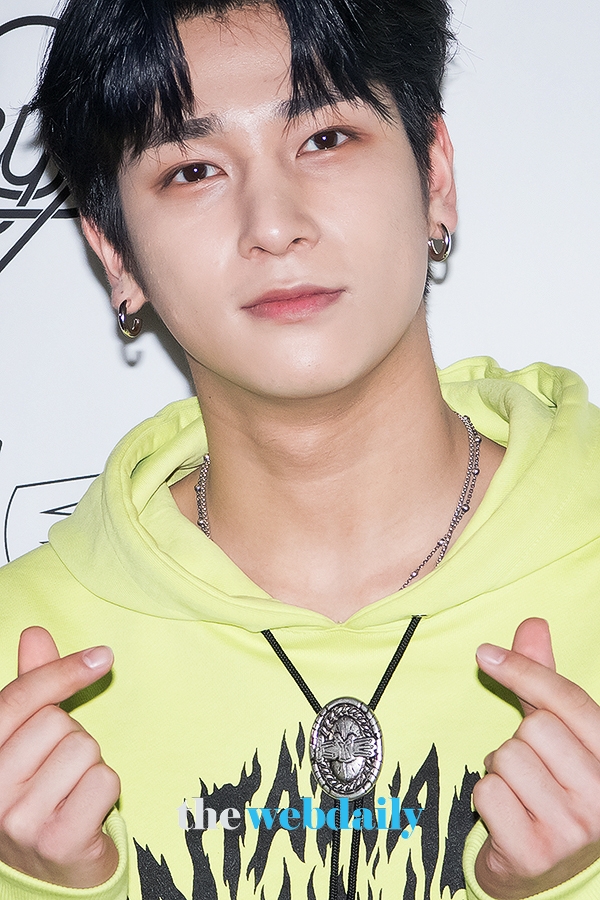 X1(엑스원) 이한결, 2020 S/S 패션위크 'KYK(카이)' 컬렉션(사진: 최수영기자)