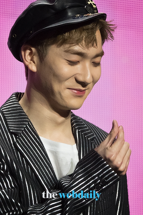 뉴이스트(NU'EST) 아론, 미니 7집 'The Table(더 테이블)' 쇼케이스 현장