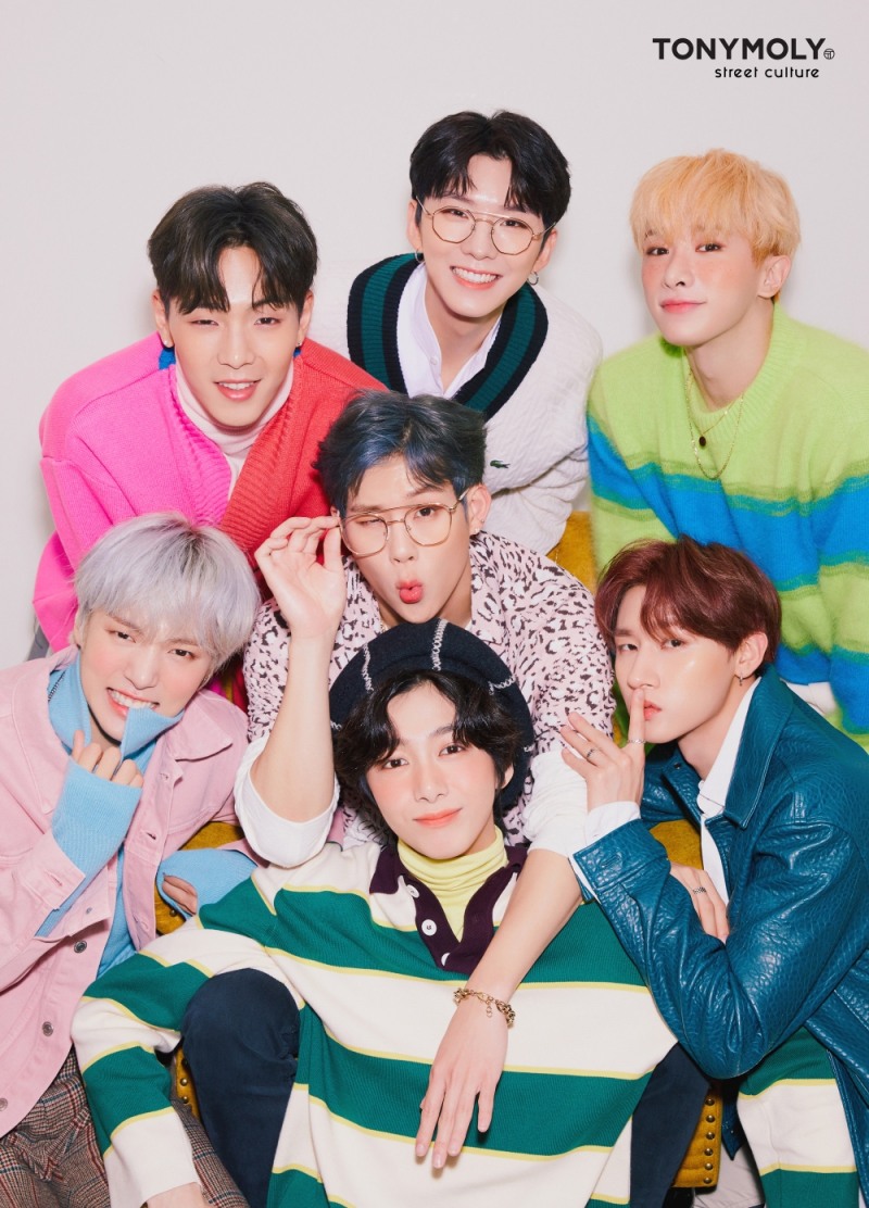 몬스타엑스 부팡 메이크업룩 단체샷.(사진= 토니모리)