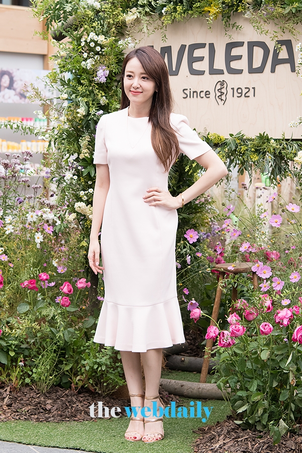 이세은, ‘벨레다(WELEDA)’ 포토월 행사 현장
