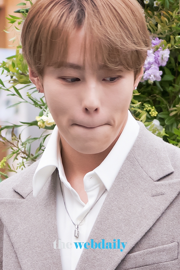 하성운, ‘벨레다(WELEDA)’ 포토월 행사 현장