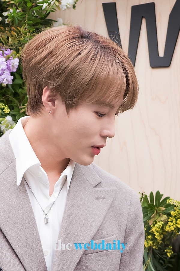 하성운, ‘벨레다(WELEDA)’ 포토월 행사 현장