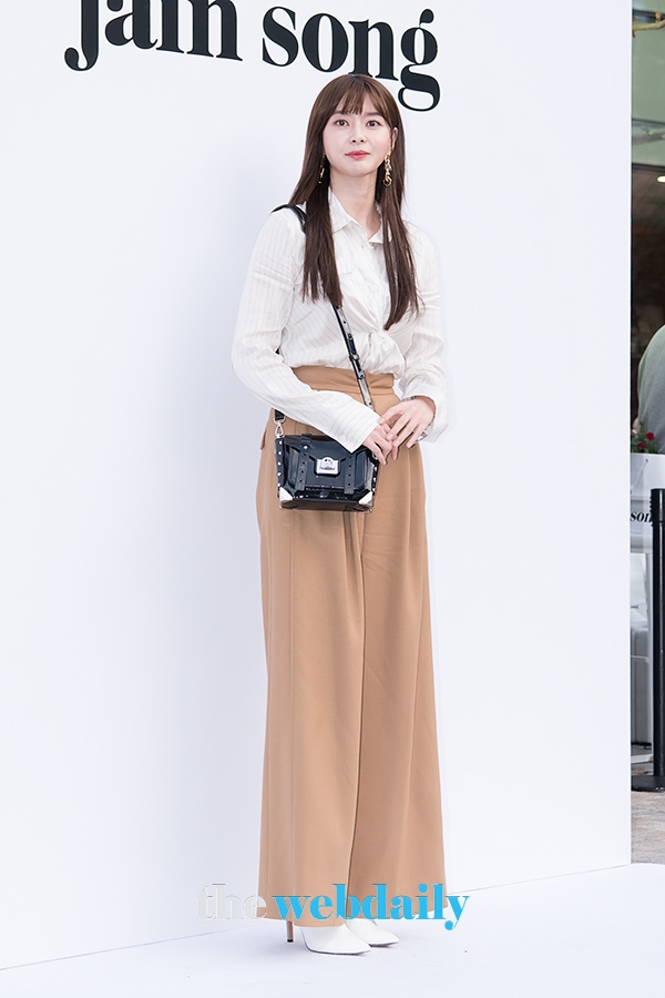권나라, 제인송(jain song) 2020 S/S 컬렉션 포토월 행사 현장