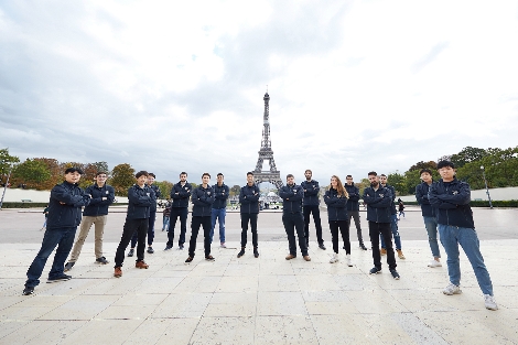 프랑스 파리 현지에서 생중계를 진행할 ‘SWC 2019’ 월드결선 글로벌 중계진. 사진=컴투스