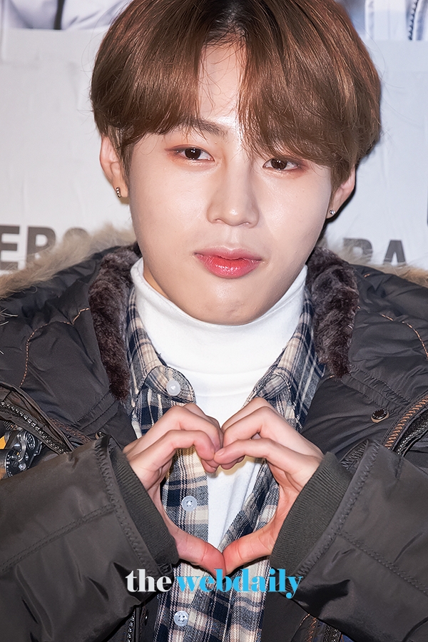 하성운, '파라점퍼스(PARAJUMPERS)' 19FW 시즌 포토콜 행사 현장