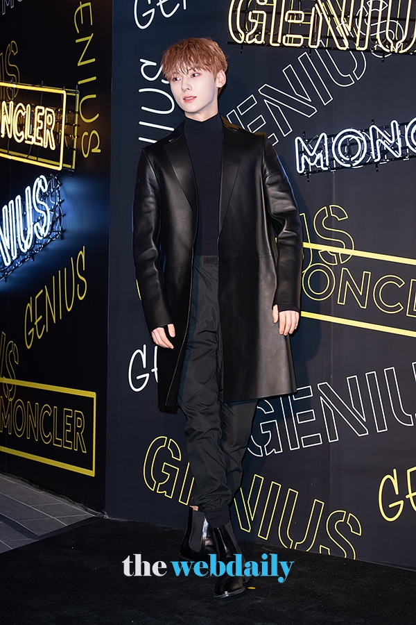 뉴이스트 황민현, 몽클레르 플래스십 오픈 포토월 행사 현장 (사진:최수영기자)