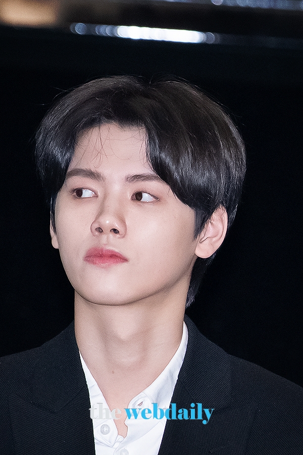 X1(엑스원) 강민희, 인천국제공항 출국 현장(사진:최수영기자)