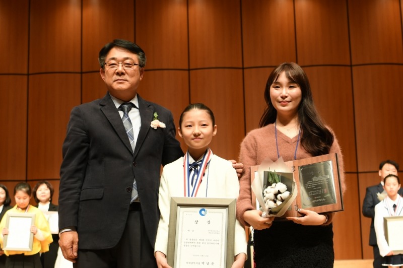 대상 수상자 기념촬영.(사진=포스코건설)