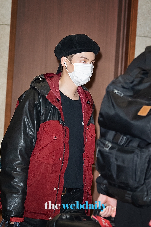 방탄소년단(BTS) 슈가, 김포국제공항 전용기 청사 입국 현장 (사진:최수영기자)