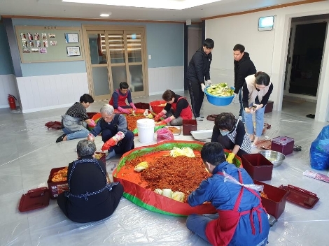 금융투자협회가 실시한 겨울나기 봉사활동 현장 모습. 사진=금융투자협회