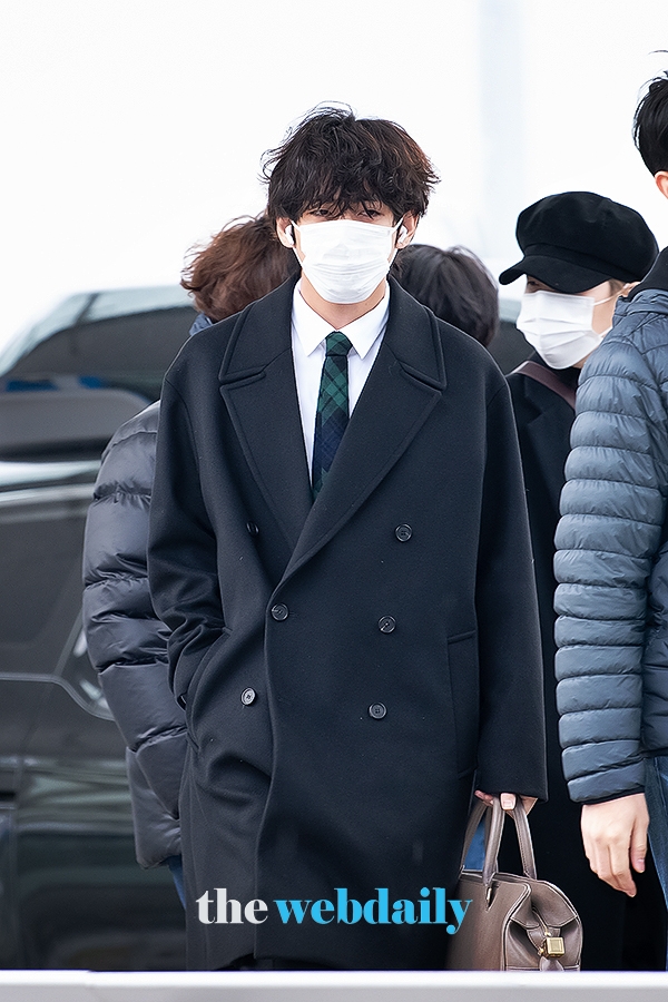 방탄소년단(BTS) 뷔, 인천국제공항 출국 현장 (사진:최수영기자)