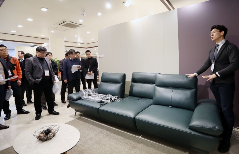 에몬스가구, 2020 S/S 가구 트렌드 발표회 개최