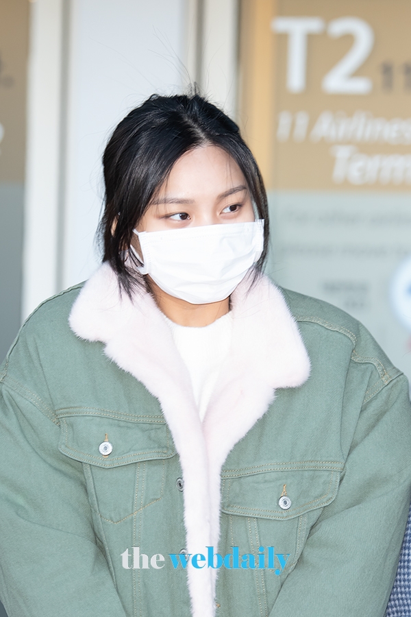 여자친구(GFRIEND) 엄지, 인천국제공항 출국 현장 (사진:최수영기자)