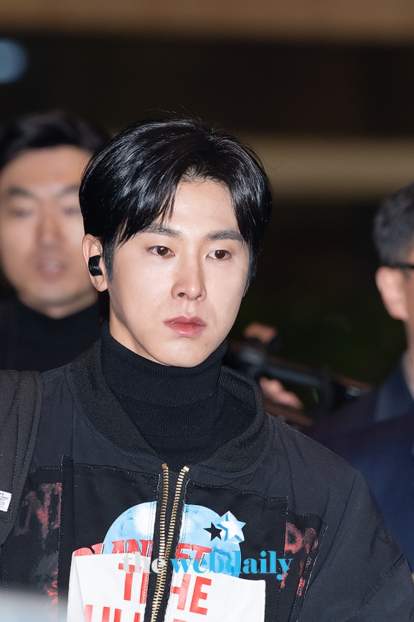 동방신기(TVXQ) 유노윤호, 김포국제공항 출국 현장(사진:최수영기자)