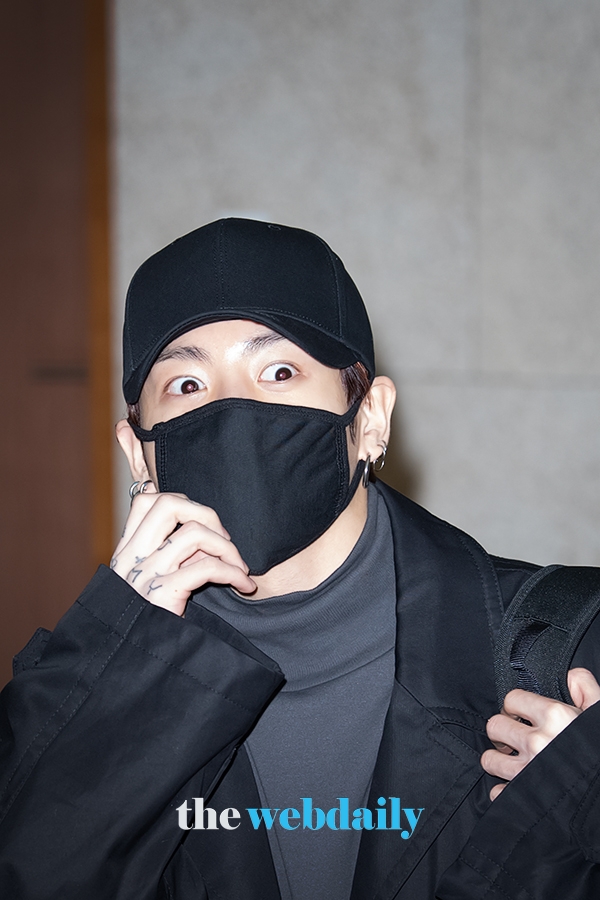 방탄소년단(BTS) 정국, 김포국제공항 출국 현장 (사진:최수영기자)