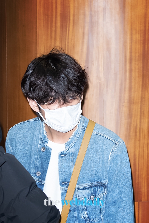 방탄소년단(BTS) 뷔, 김포국제공항 출국 현장 (사진:최수영기자)