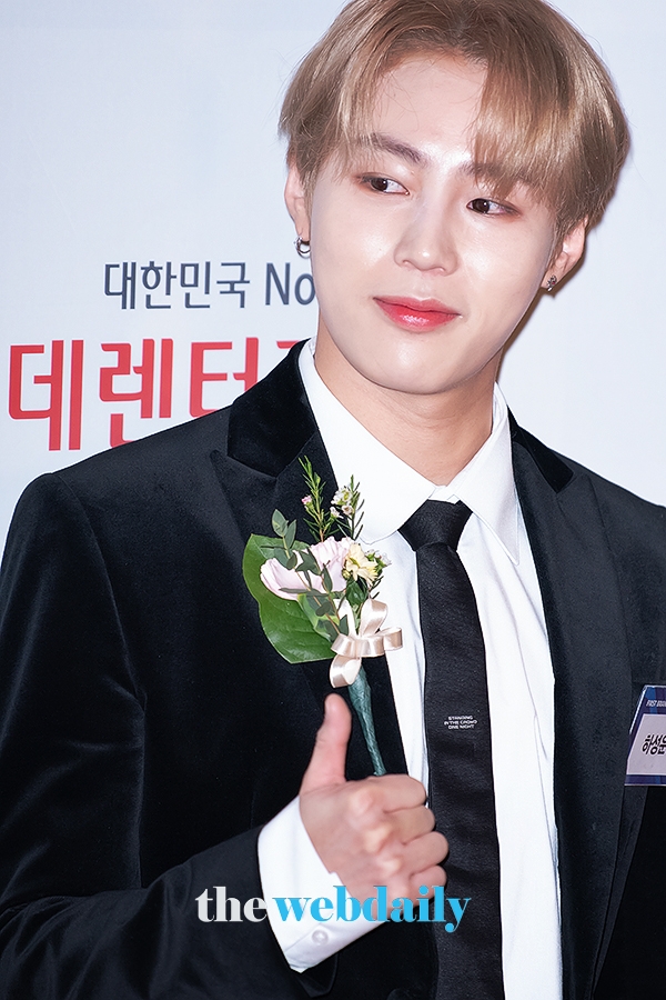 하성운, ‘2020 대한민국 퍼스트브랜드 대상’ 시상식 포토월 행사 현장 (사진: 최수영기자)