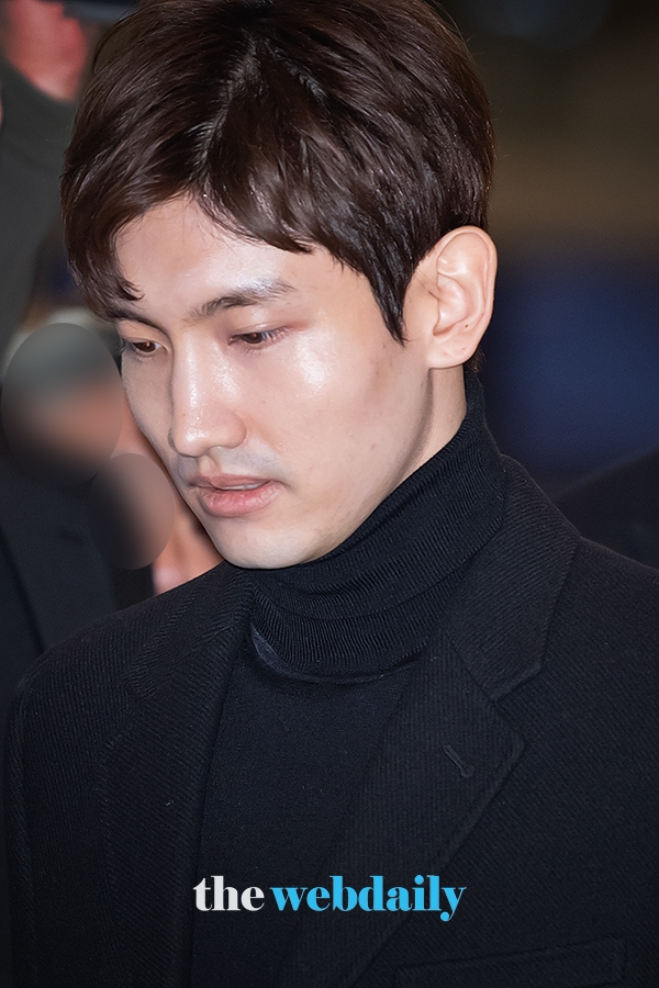 동방신기(TVXQ) 최강창민, 김포국제공항 출국 현장(사진:최수영기자)