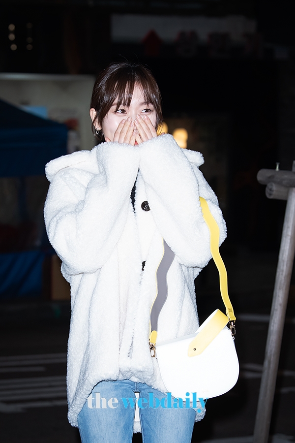 김슬기, ‘하자있는 인간들’ 촬영 종료 파티 현장 (사진:최수영기자)