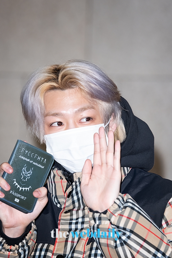 몬스타엑스(MONSTAX) 형원, 김포국제공항 출국 현장 (사진:최수영기자)