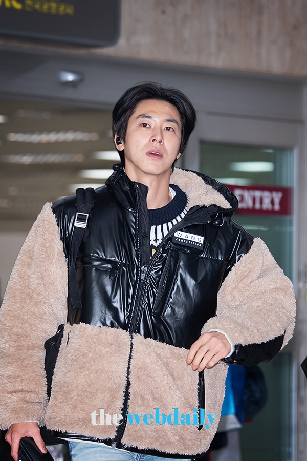 동방신기(TVXQ) 유노윤호, 김포국제공항 입국 현장(사진:최수영기자)