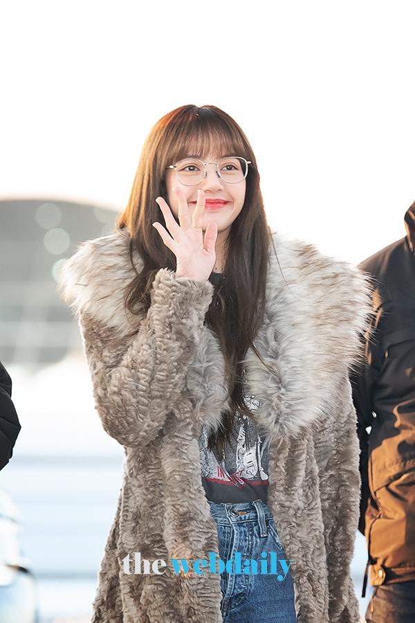 BLACKPINK(블랙핑크) 리사, 인천국제공항 출국 현장(사진:최수영기자)