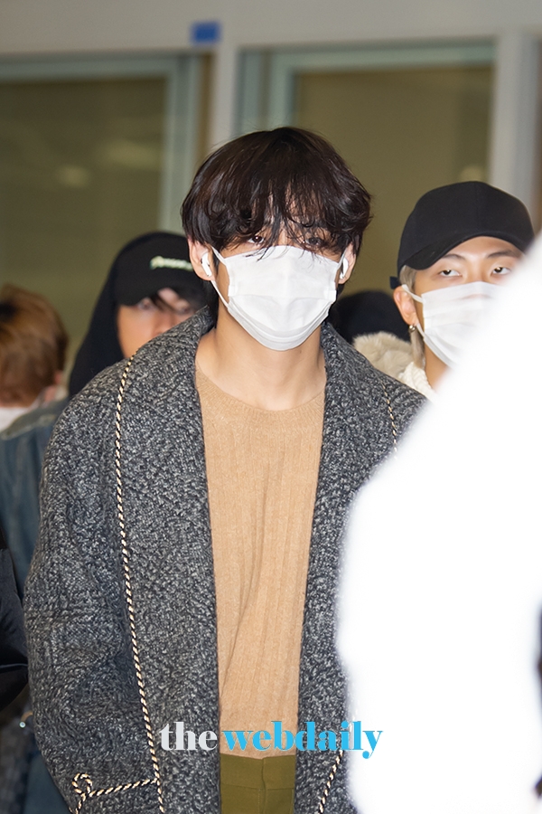 방탄소년단(BTS) 뷔, 인천국제공항 입국 현장 (사진:최수영기자)