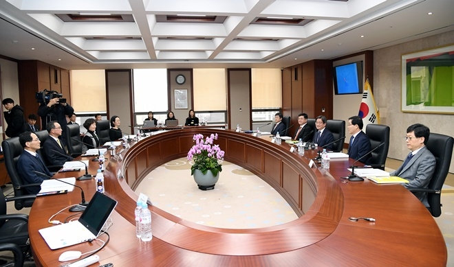 사법행정자문회의 3차 회의모습.(사진제공=대법원)