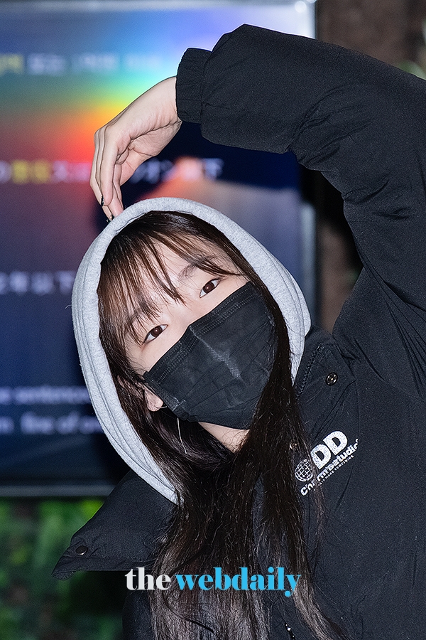 오마이걸 승희, 김포국제공항 출국 현장 (사진:최수영기자)