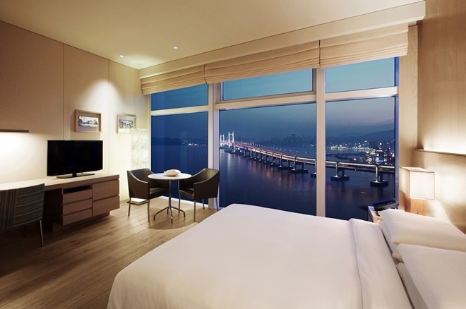 Park-Hyatt-Busan-Ocean View King.(사진제공=파크하얏트 부산)