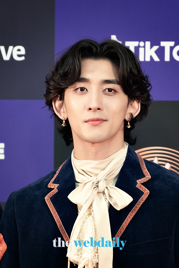 잔나비 최정훈, '34회 골든디스크어워즈' 레드카펫 행사 현장 (사진: 최수영기자)