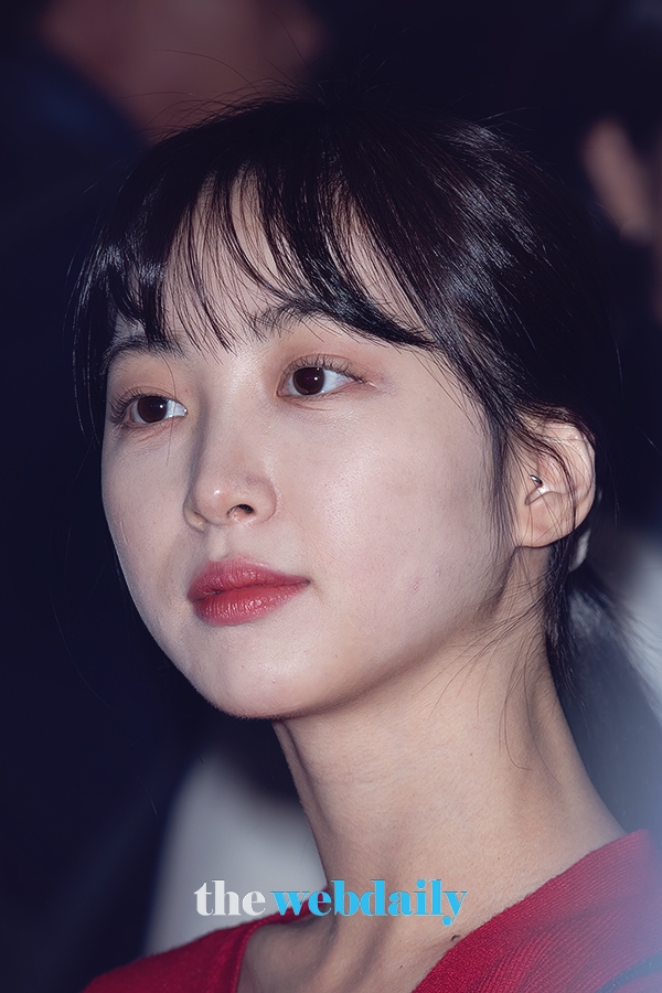 엘리스(ELRIS) 유경, 인천국제공항 출국 현장 (사진:최수영기자)