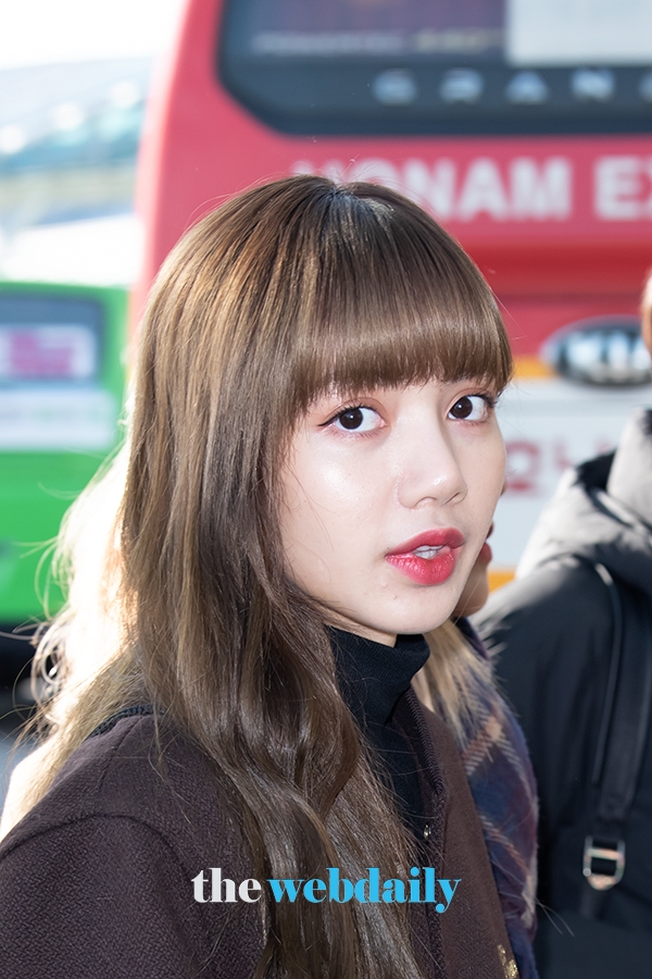 BLACKPINK(블랙핑크) 리사, 인천국제공항 출국 현장(사진:최수영기자)