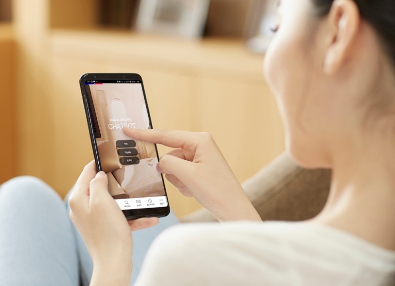 아시아나, AI 챗봇 ‘아론’ 이용 급증…항공업계 혁신 선도