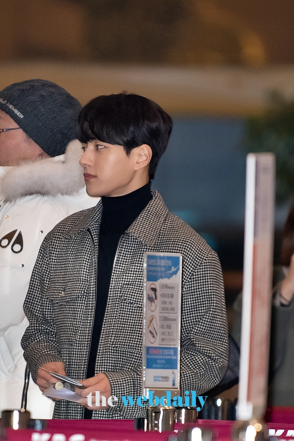 김명수, 김포국제공항 출국 현장 (사진:최수영기자)