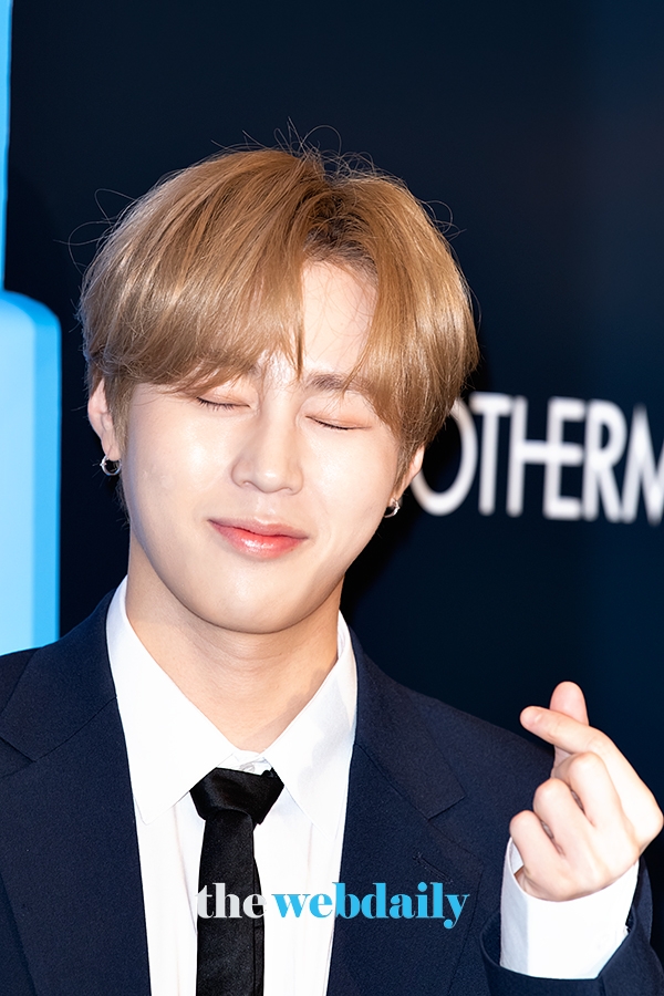 하성운, '비오템' 포토월 행사 현장 (사진: 최수영기자)
