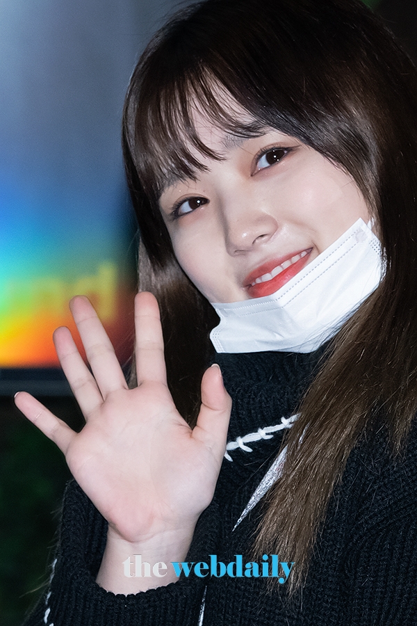 아이즈원(IZONE) 야부키나코, 김포국제공항 출국 현장 (사진:최수영기자)