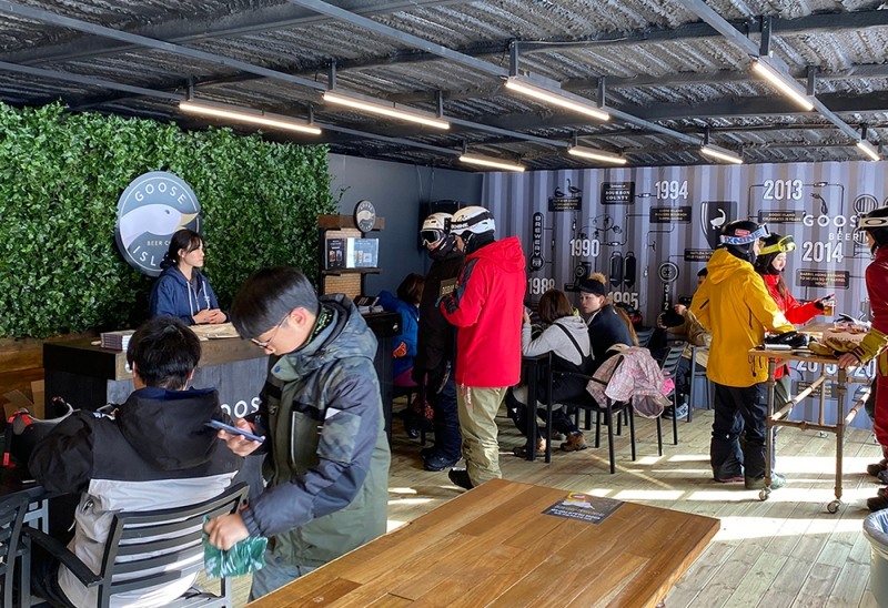 구스아일랜드, 휘닉스 평창 달군 ‘윈터 팝업 부스’ 연장 운영
