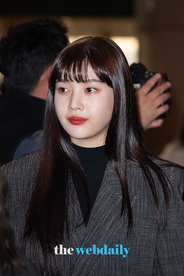 레드벨벳(RedVelvet) 조이, 김포국제공항 출국 현장 (사진:최수영기자)