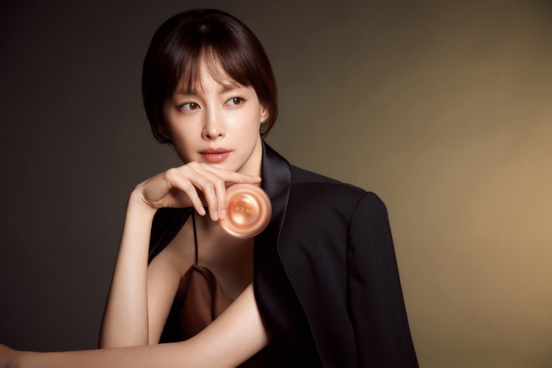 애경산업, AGE 20’s 프리미어 에센스 커버 팩트 프로 커버 출시