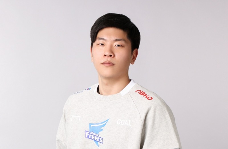 워크래프트3 프로게이머 정호욱 '아프리카 프릭스'와 함께한다