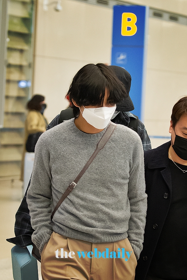 방탄소년단(BTS) 뷔, 인천국제공항 입국 현장(사진:최수영기자)