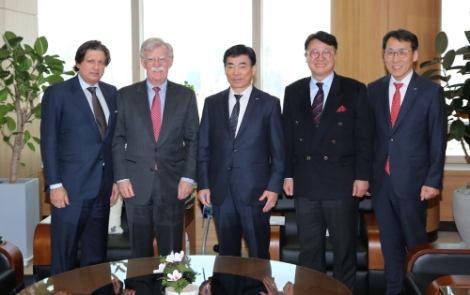 군인공제회가 10일 미국계 사모펀드 론(Rhone) 그룹 창업자 등 주요 경영진과 미팅을 가졌다. 사진=군인공제회