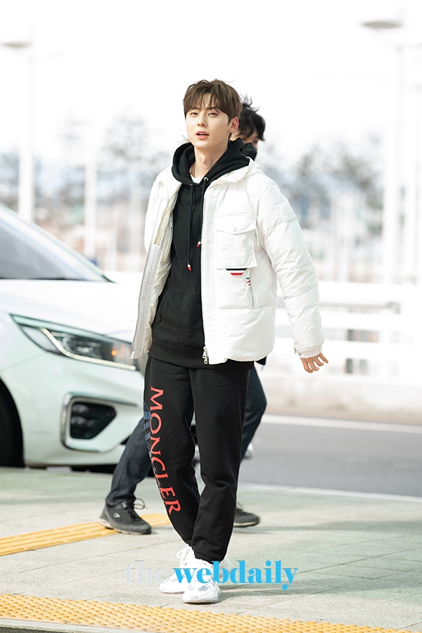 뉴이스트(NU'EST) 황민현, 인천국제공항 출국 현장 (사진:최수영기자)