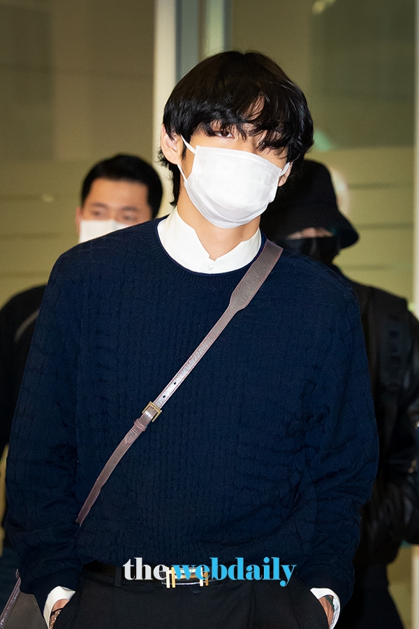 방탄소년단(BTS) 뷔, 인천국제공항 입국 현장(사진:최수영기자)