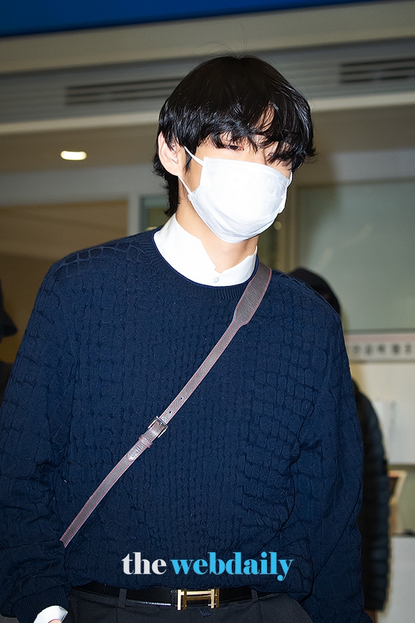 방탄소년단(BTS) 뷔, 인천국제공항 입국 현장(사진:최수영기자)