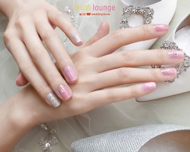 브러쉬라운지, ‘웨딩북 콜라보레이션 젤네일 스티커 8종’ 출시