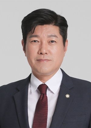 한국경제당으로 총선출마를 선언한 김현성 변호사.(사진제공=김현성 예비후보 캠프)