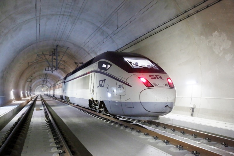 SR, 코로나19 극복 위해 경영진 4개월치 임금 30% 반납